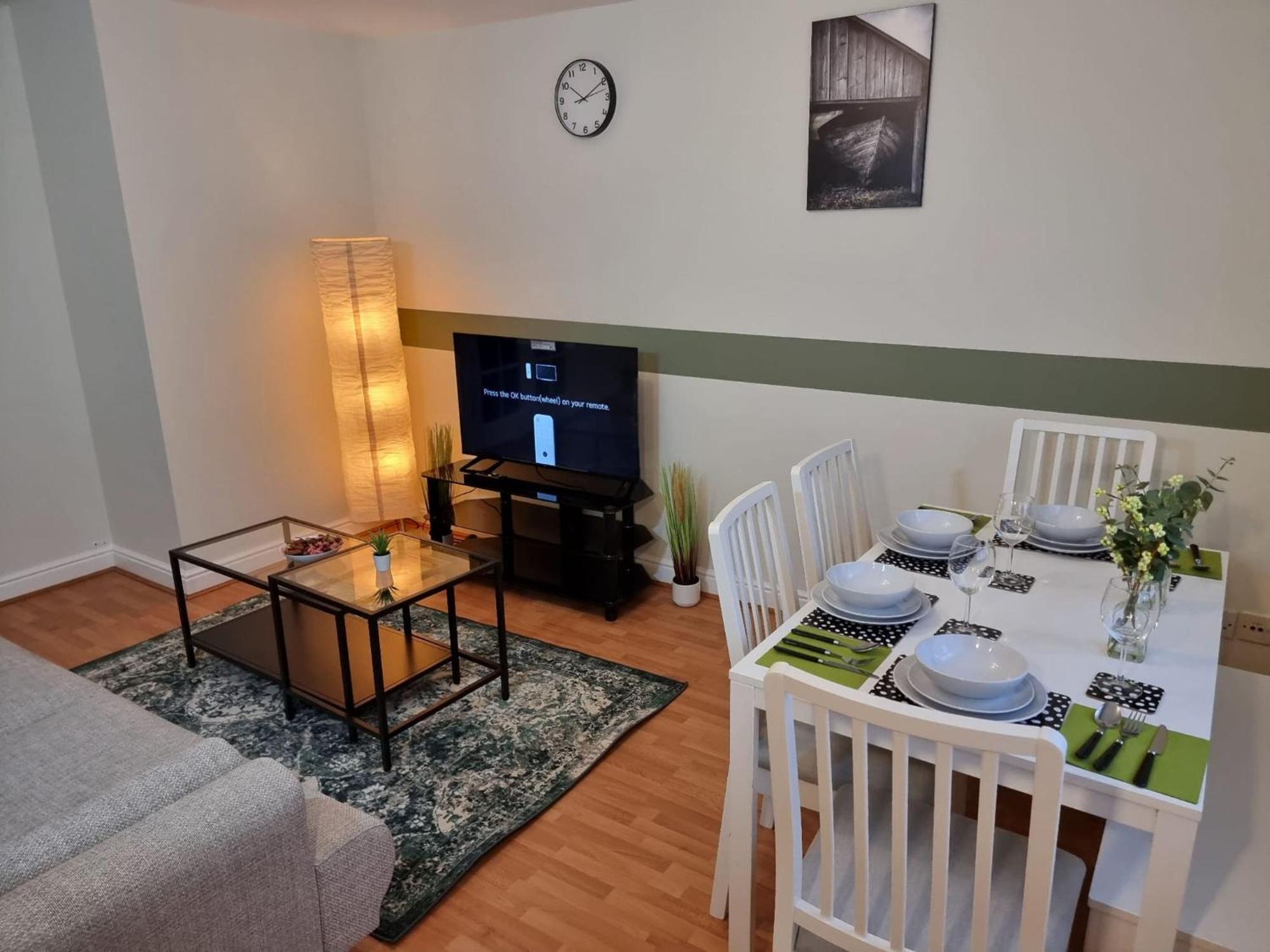 Century House Luxury Apartments Лондон Екстериор снимка