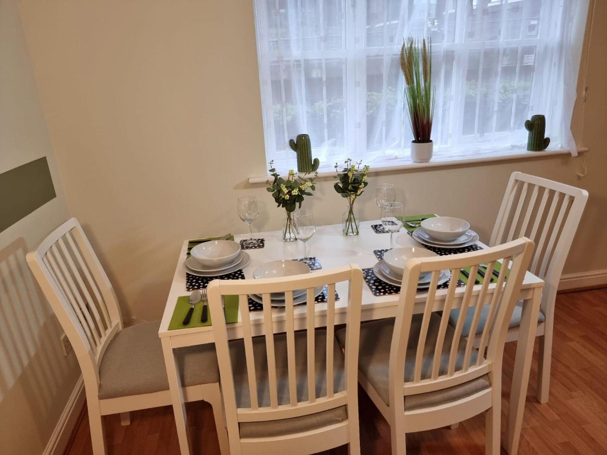 Century House Luxury Apartments Лондон Екстериор снимка