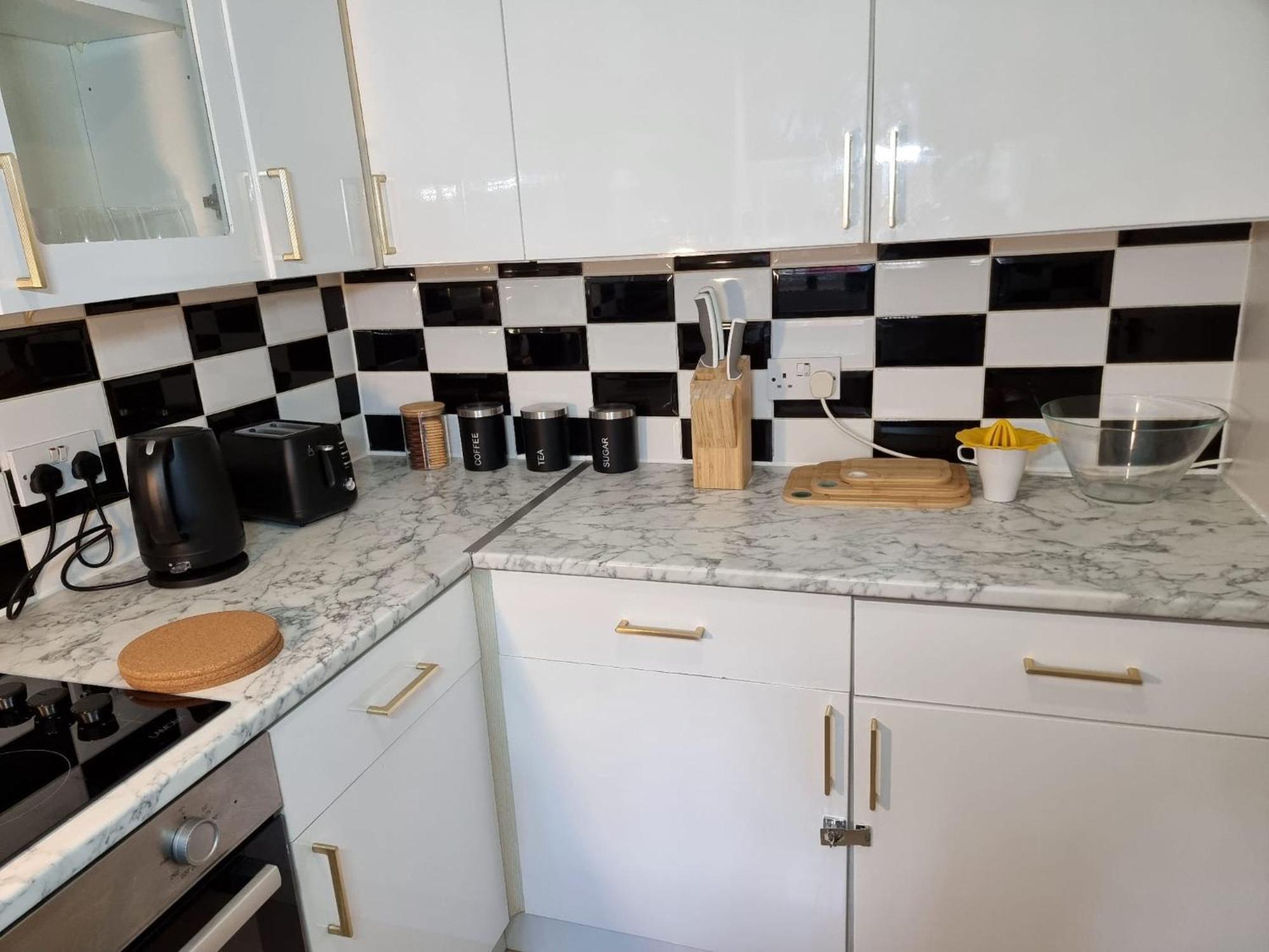 Century House Luxury Apartments Лондон Екстериор снимка