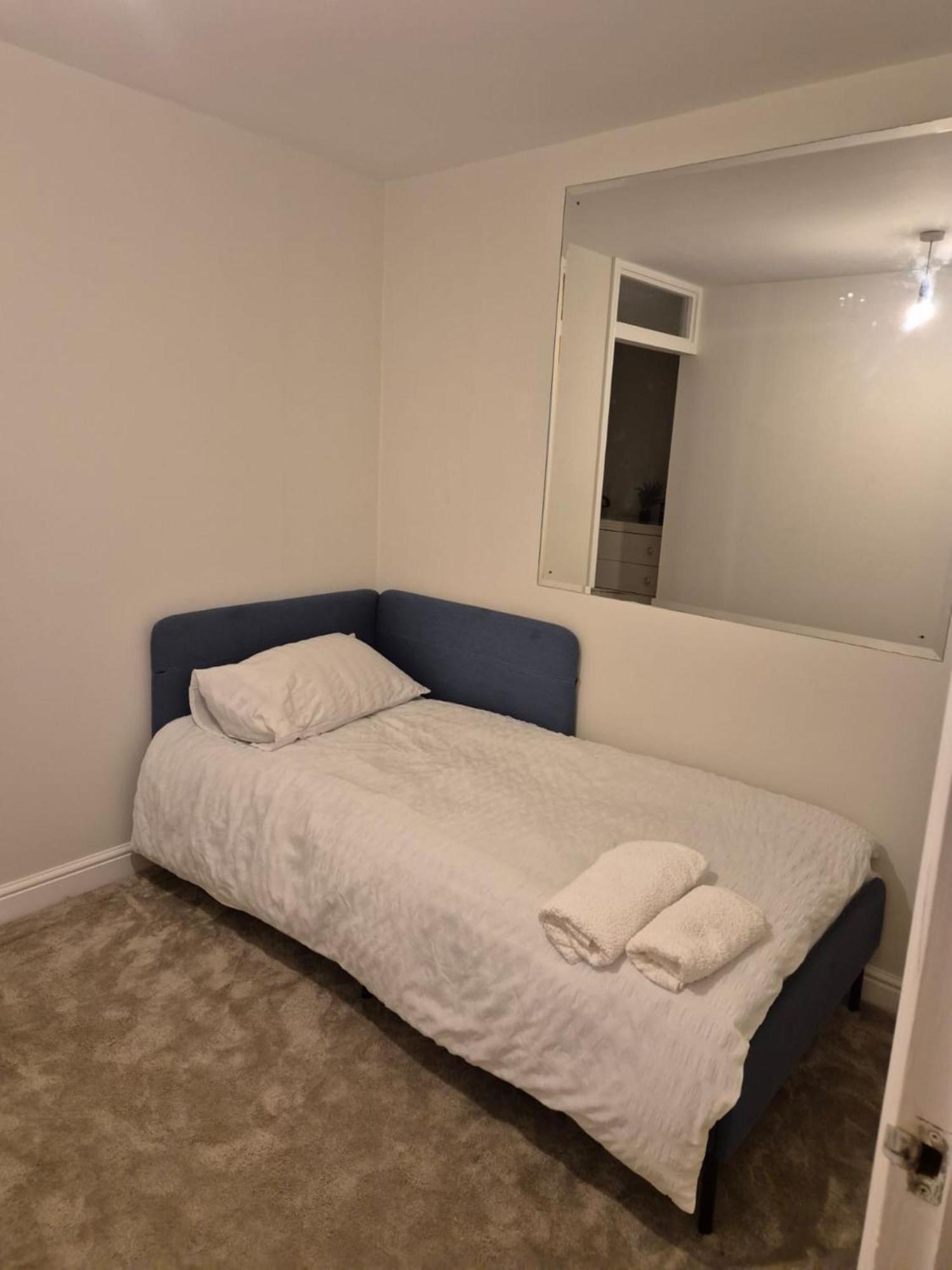 Century House Luxury Apartments Лондон Екстериор снимка